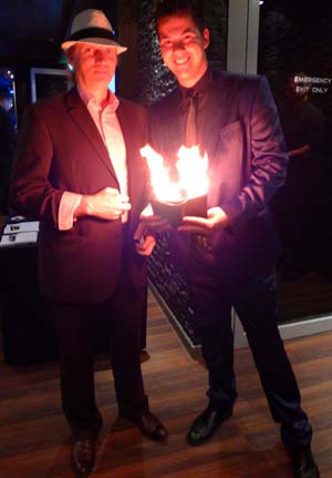 Close-Up Zauberer Close-Up Zauberei in englischer Sprache