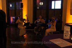 violine for the cocktail