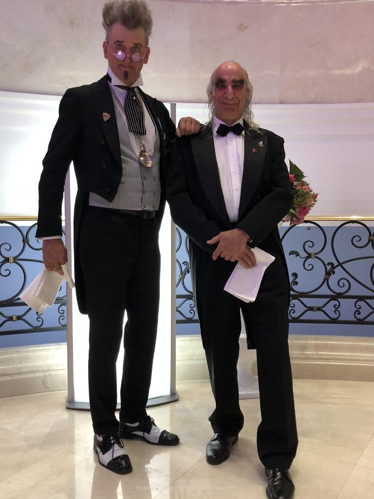 Comedy Kellner Ritz Carlton