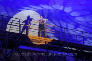 vertical violin berlin