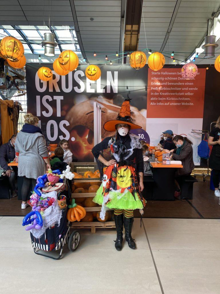 Halloween-Ballonhexe