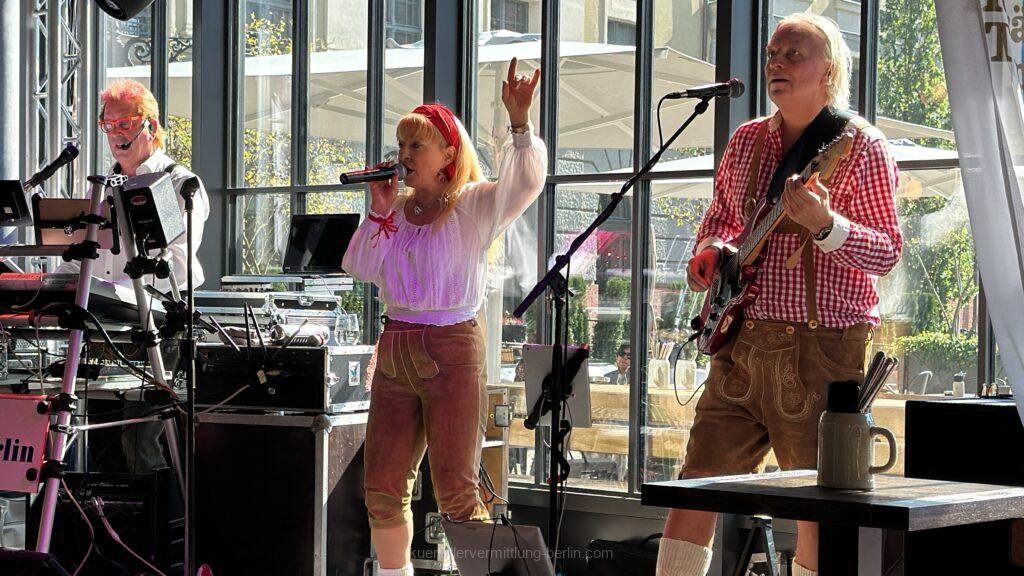 Octoberfestpartyband-germany