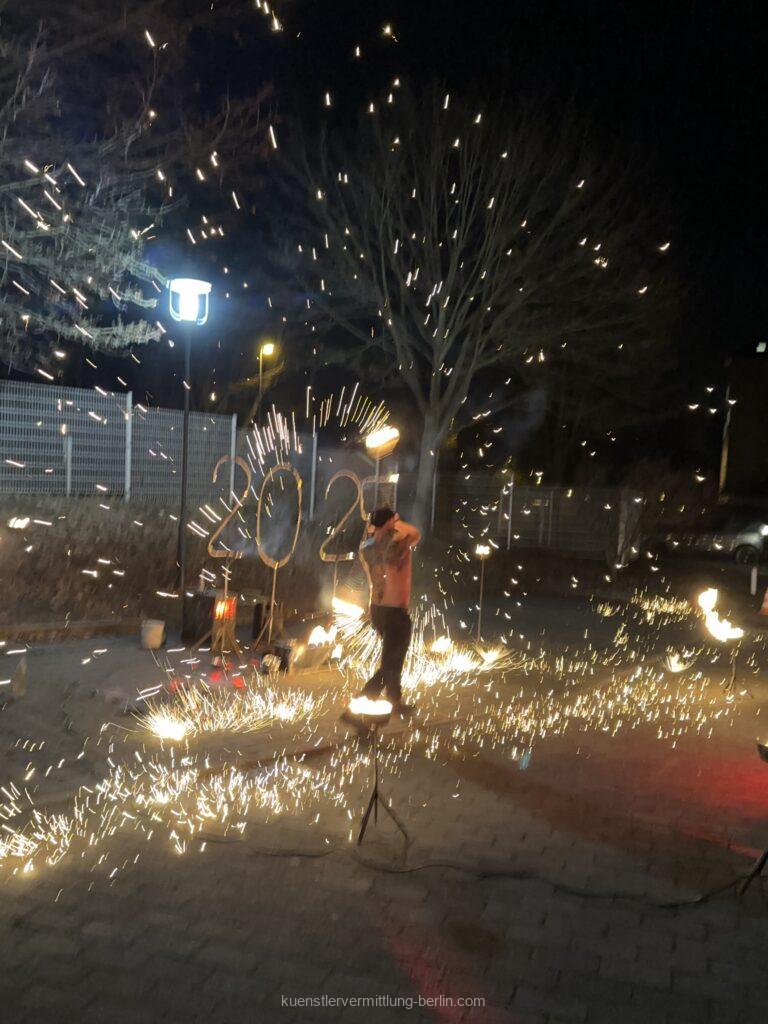 Silvester-Feuershow-New-Eve-fireshow