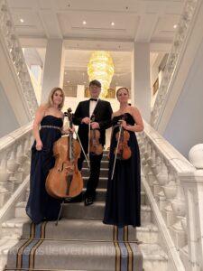 Streich-Trio-Berlin Violinen Trio im Adlon Hotel