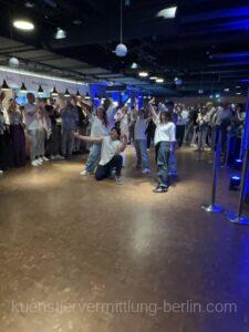 Flashmob mit Berliner Streetdance-Künstlern