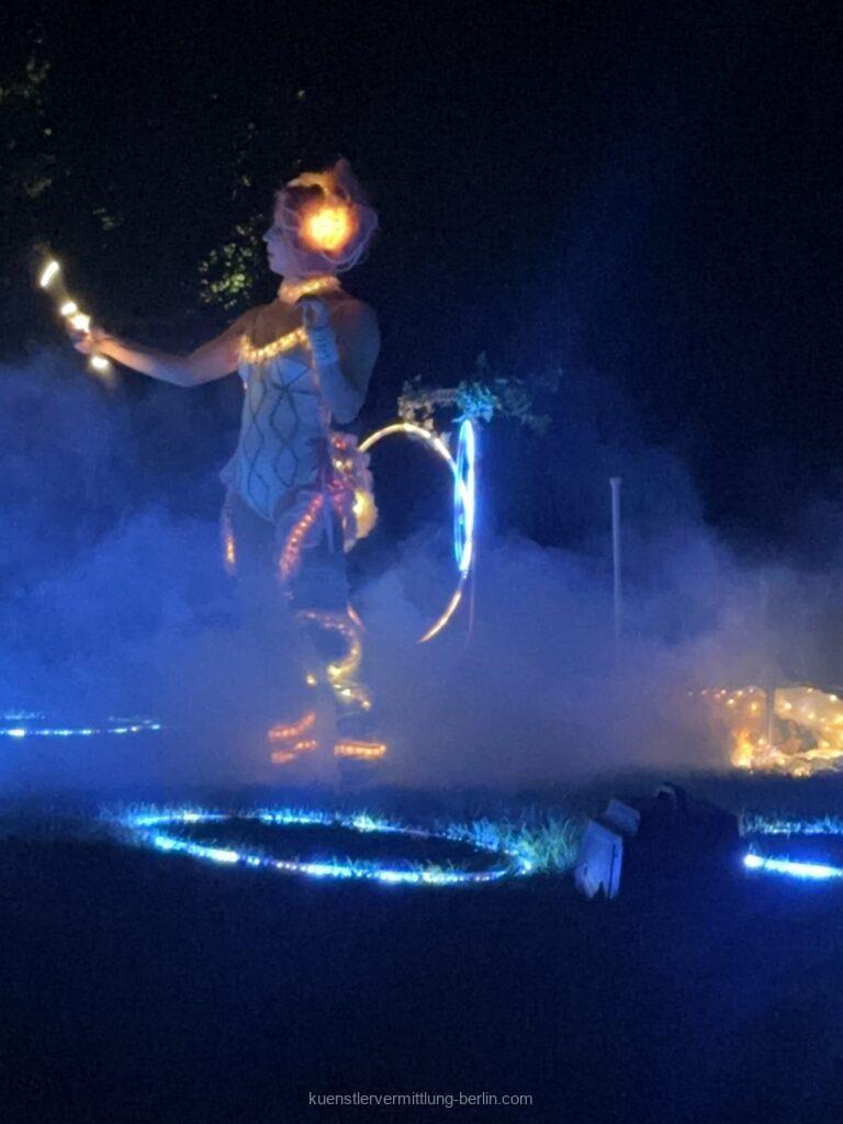 LED artist presents a fresh, varied LED show with unusual programming and visual effects for events