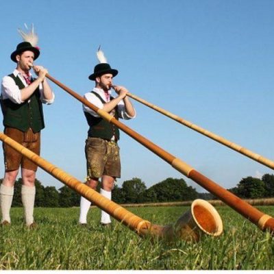 Alphorn-Blaeser-Musiker-p5ncbdret2kwxkgplg33be8vljbwd02htpzs4b4wi0