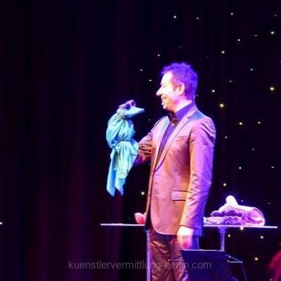 Bauch-Comedy-Kabarett-Solo-Programm-p6yurq36i15tqt8cl8vp6qomlt5x3qnz8ixp58su5c