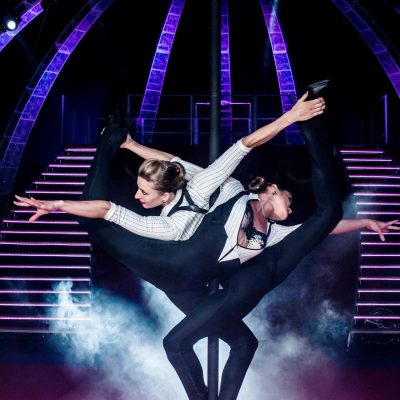 Ladies acrobatics-circus acrobatics