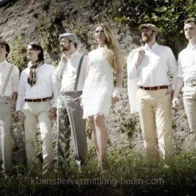 Partyband-gross-scaled-p7bbii02dn1i01cymto9xk6z8m4ckfsg3g2efvh514