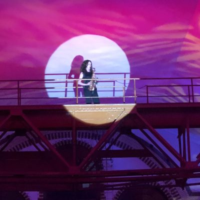 Vertical-Saxophonshow